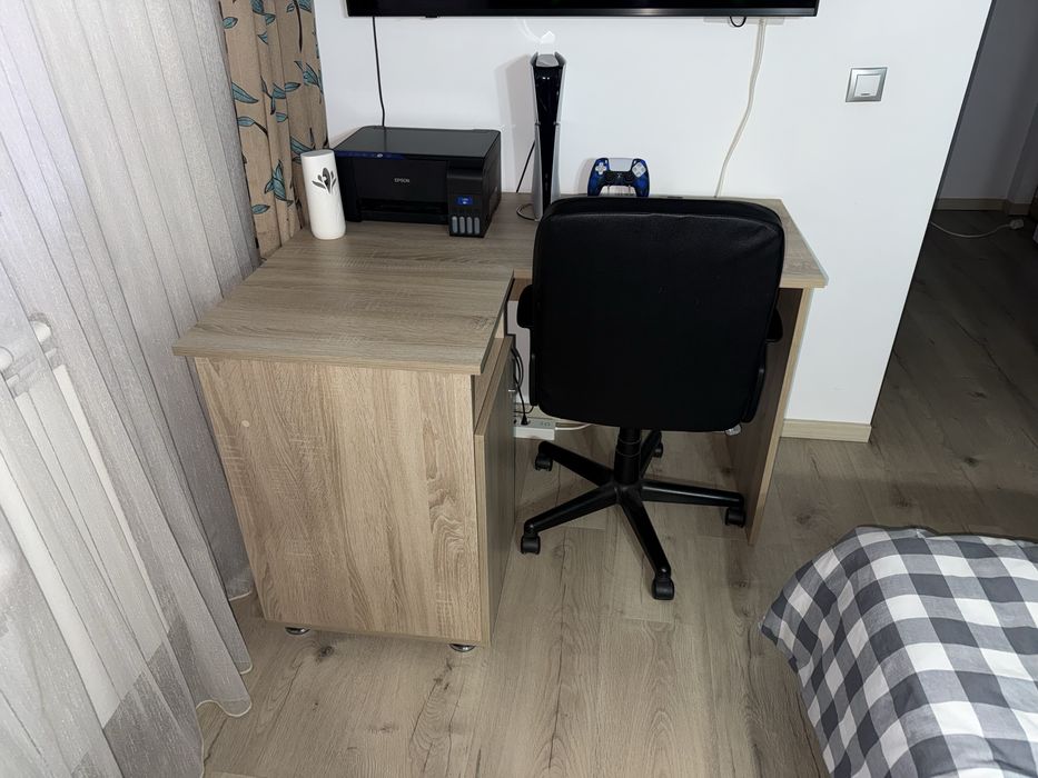 Birou pe colt din pal culoare bardolino +scaun