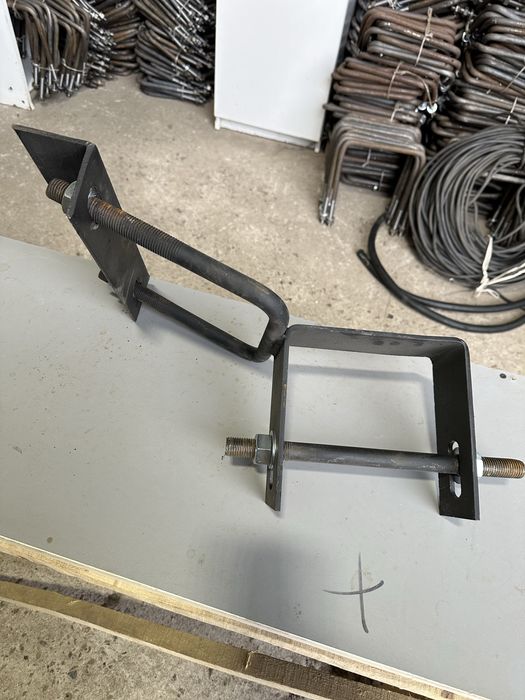 Кронштейн У 1