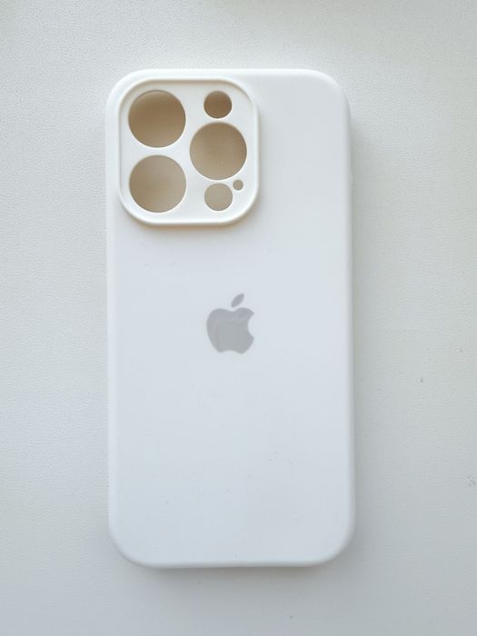 Продам чехлы на айфон 15про