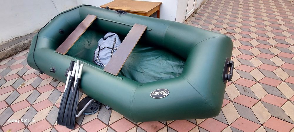Лодка Инзер 290U продам