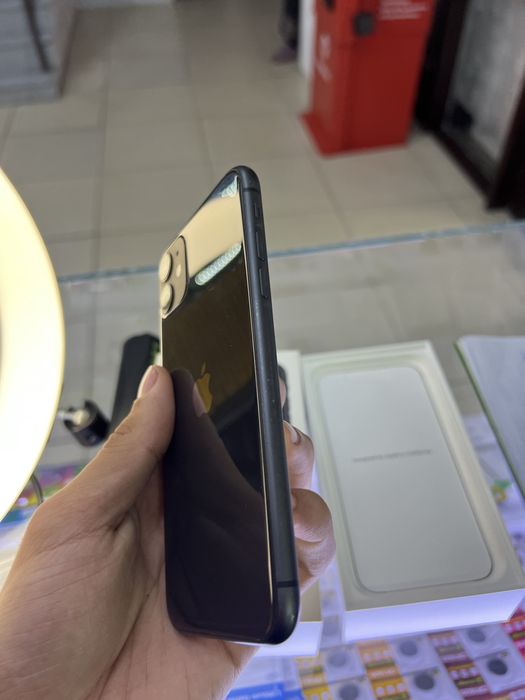 iPhone 11 64Gb в идеальном состоянии!