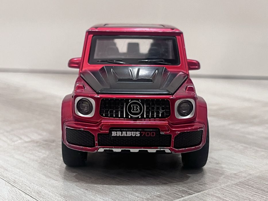 Машина игрушка Гелинваген металлическая