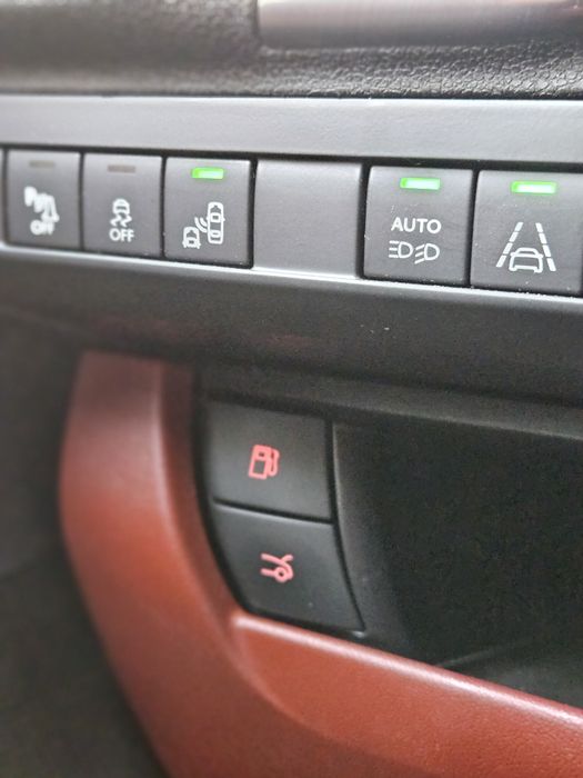 Citroen DS5 /  2.0 EHDI 180cp