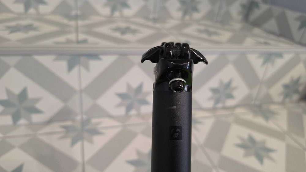 Колче Bontrager  алуминий 31.6 mm – 2-болтова глава, черен, дълъг