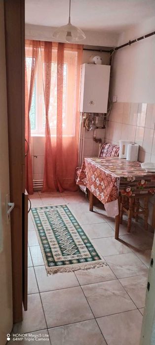 inchiriez apartament