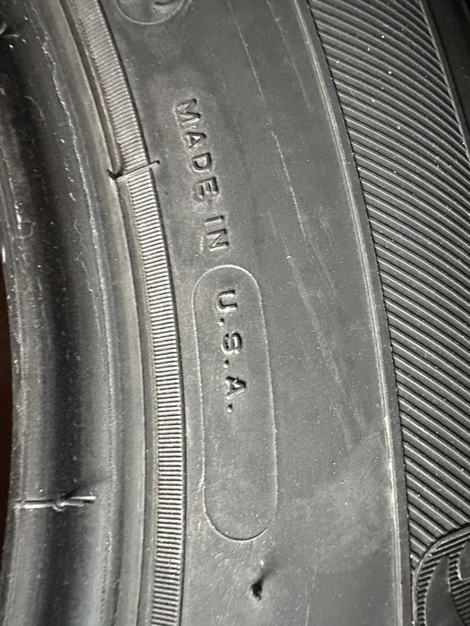 Продам michelin резину 225 65 R17