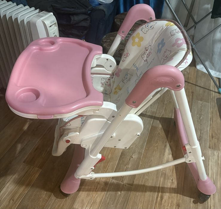 Детский стульчик для кормления