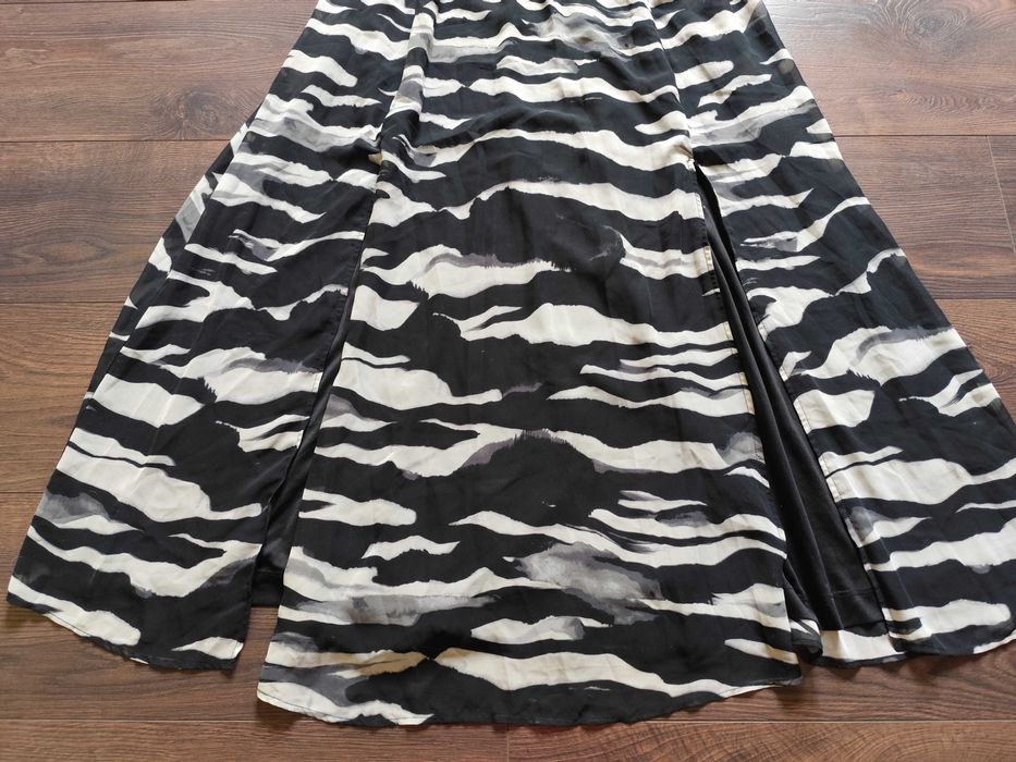 Черно-бяла рокля H§М