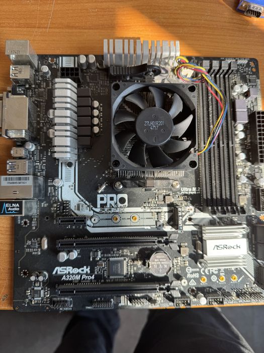 Дъно плюс процесор amd