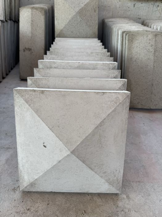 Capace pentru gard