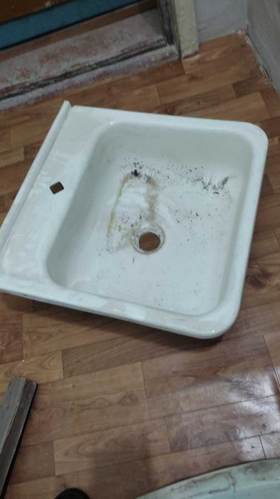 продам металлические рукомойники для кухни