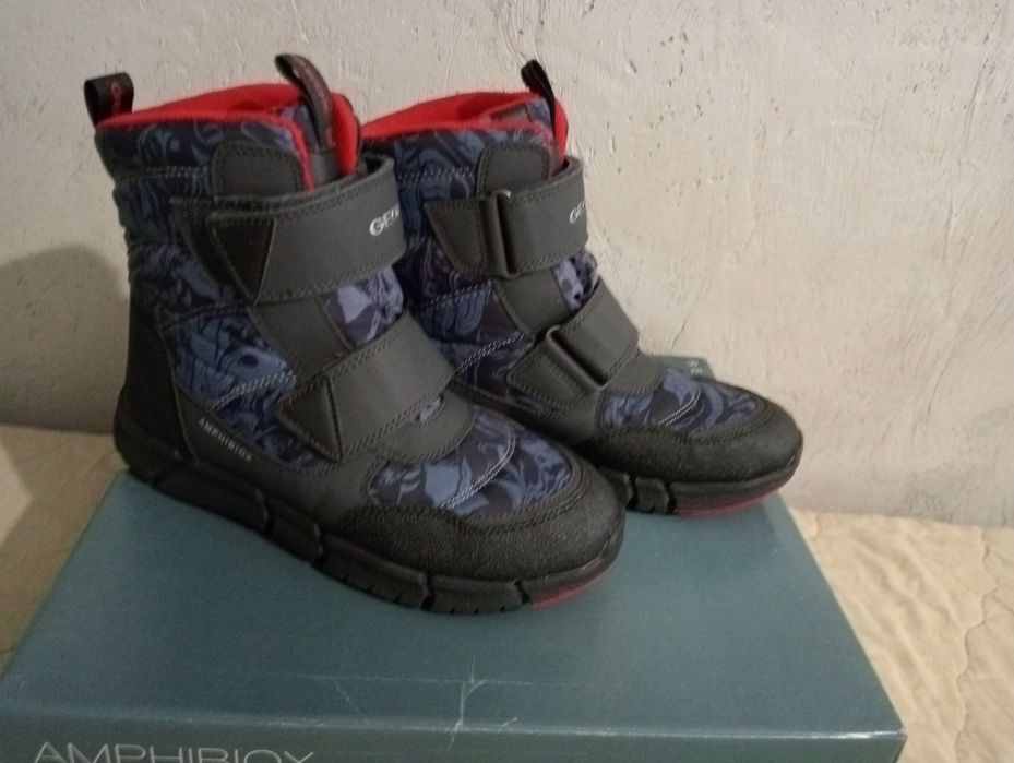 Дутики мальчиковые (Geox)