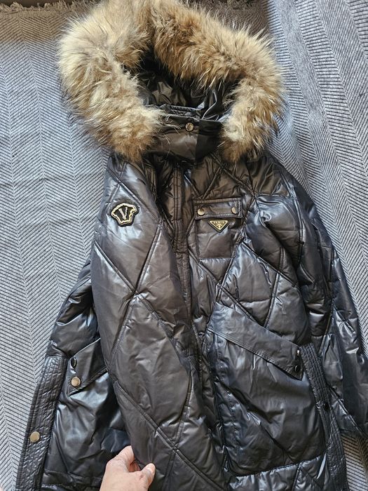 Продам пуховик зимний