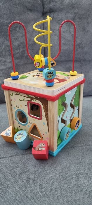 Активен куб Kuniboo