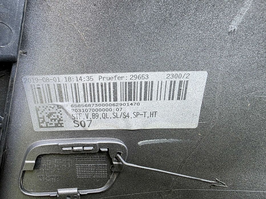 Audi a4 b9 2019г оригинална - Предна броня