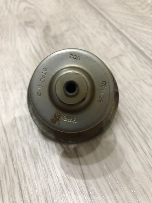 Запчасти на Audi 80 B4