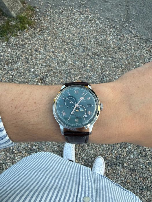 Автоматичен часовник - Orient Bambino, Version 9 - Sun & Moon