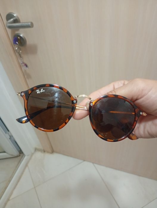 Страхотни модели слънчеви очила Rayban и Dior