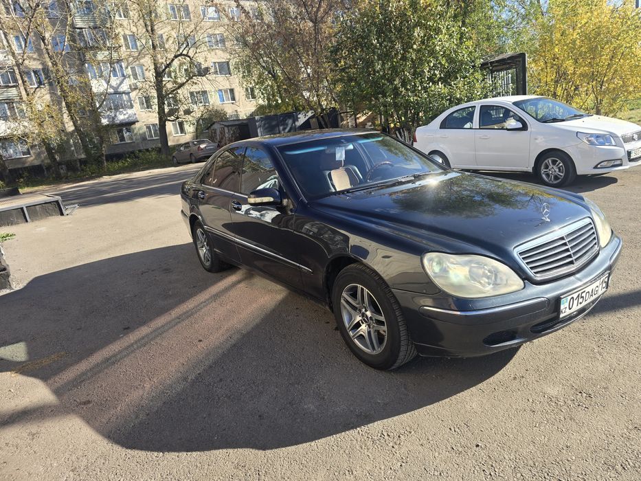 Мерседес бенс S  класса!
