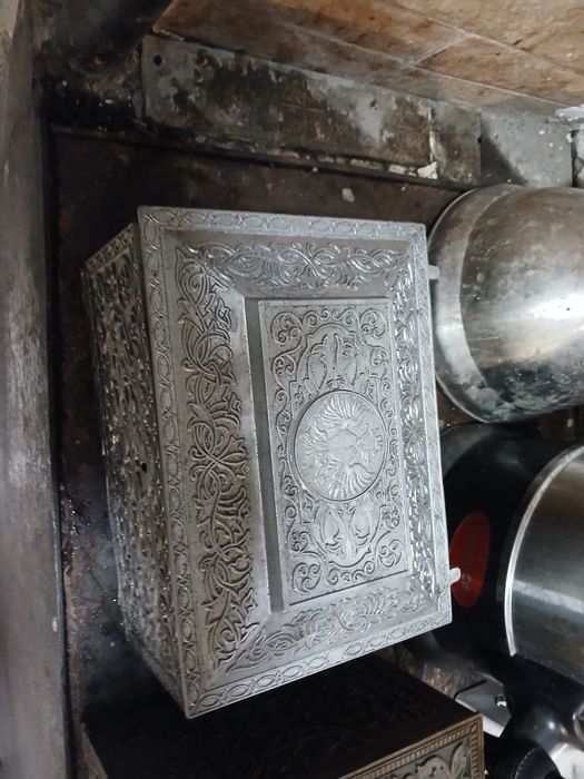 Продам шкатулка старую