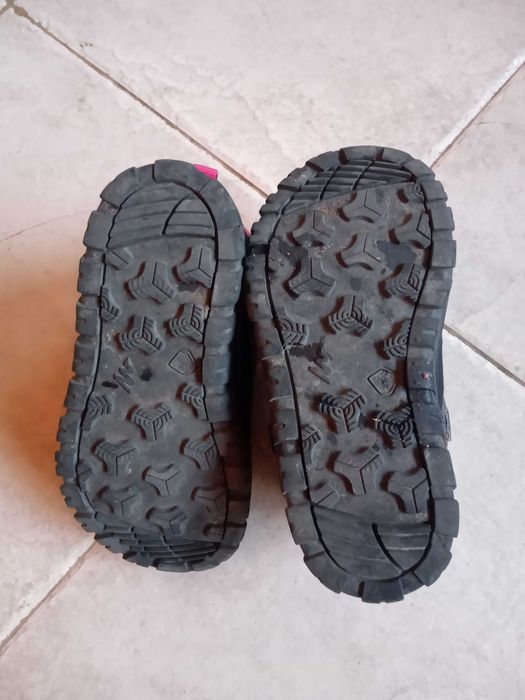 Детски обувки decathlon 25ти номер