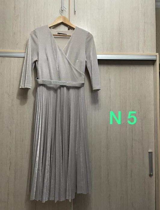 Продам женское платье