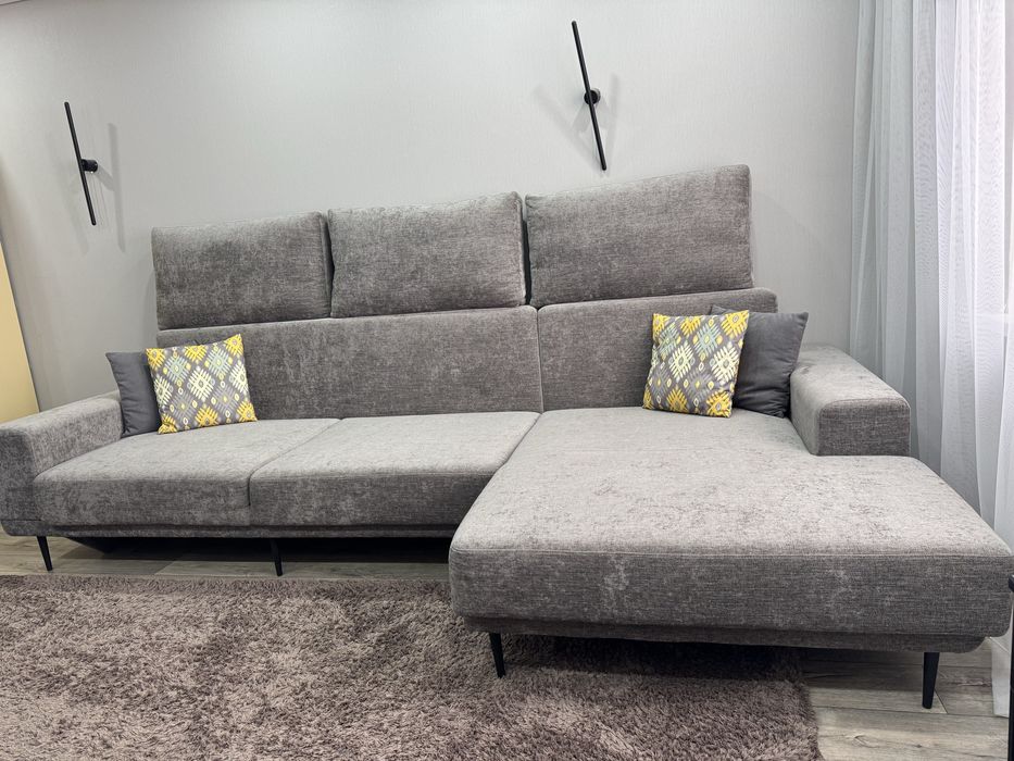 Диван покупали в Априори