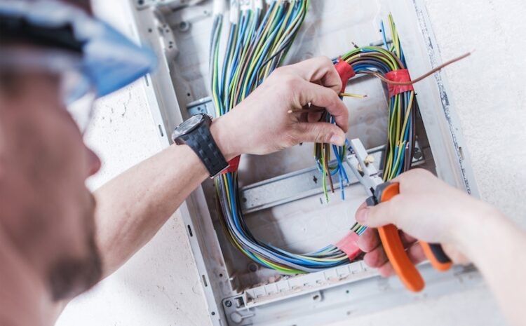 Electrician autorizat ANRE 24/7. Instalatii electrice si automatizari