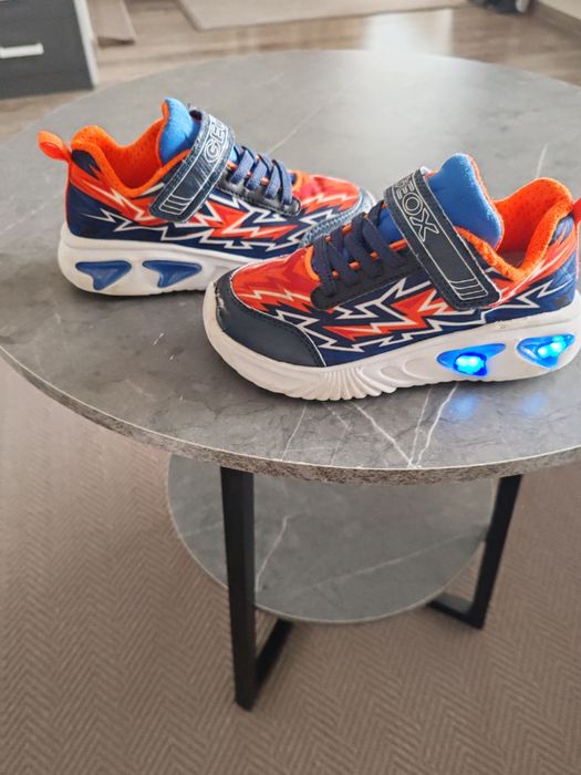 Детски маратонки GEOX Light, Skechers Lights