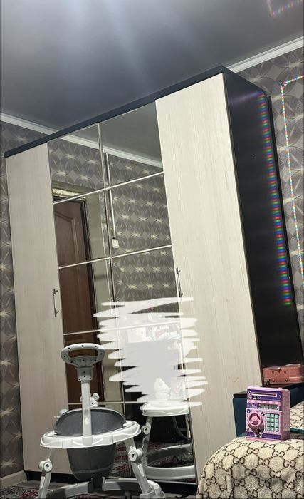 Продам шифоньер в хорошем состоянии