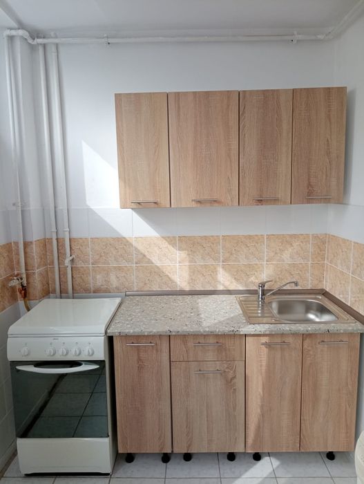 Închiriez  Garsoniera
