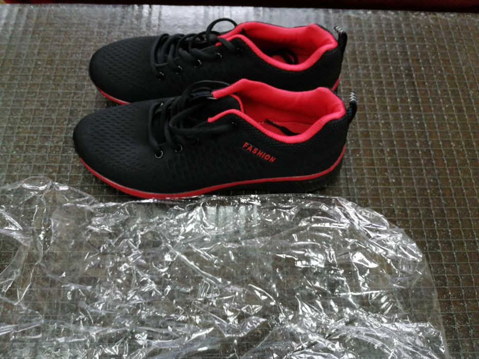 Маратонки FASHION 42 номер