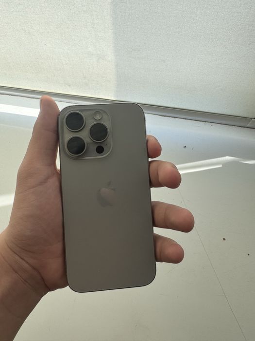 Iphone 15 pro сатылады