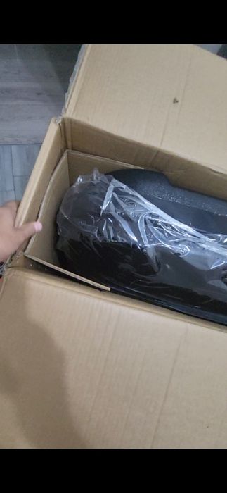 Автобокс 550 л. Новый