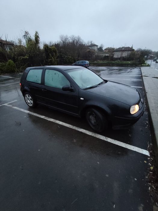 Vw golf 4  1.6Sr benzin 101кс