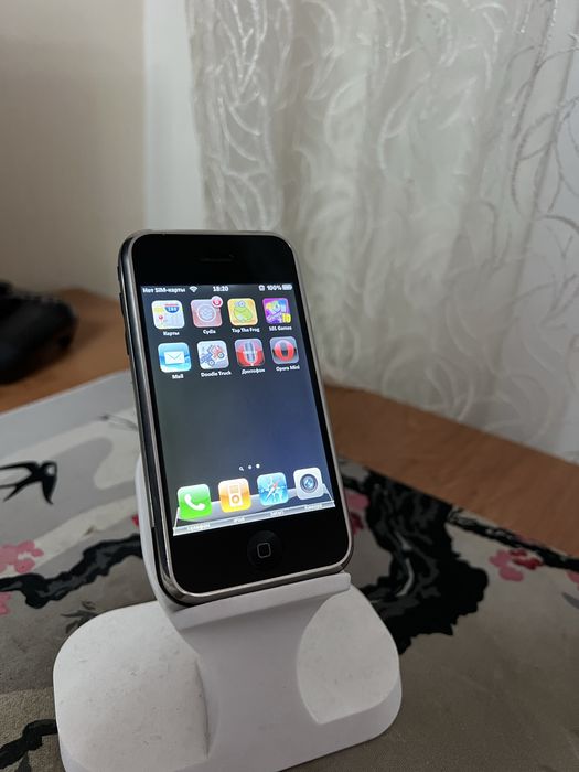 Iphone 2g 8gb  1поколение 2007 год