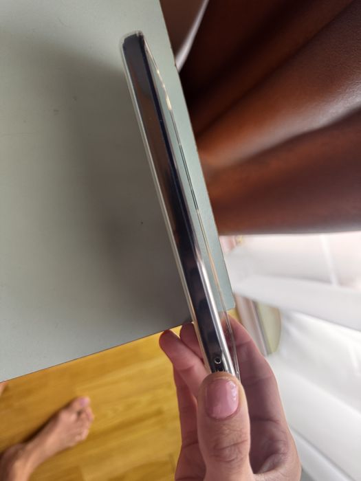 Vând TCL K70 SE, telefon în stare nouă, cu ambalajul original.