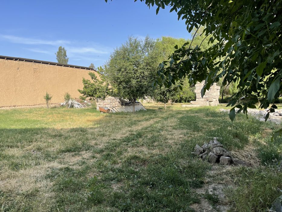 uchastok уй куриш учун йер Кибрай марказ