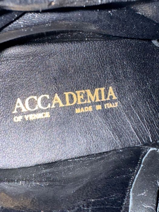 Боти Accademia 41