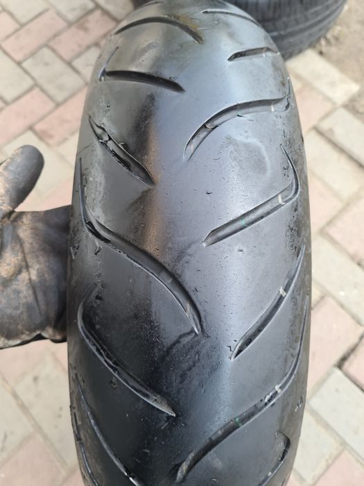 Cauciucuri moto (110-120-140-150-160-180-190 /50-55-60-70/R17) montaj