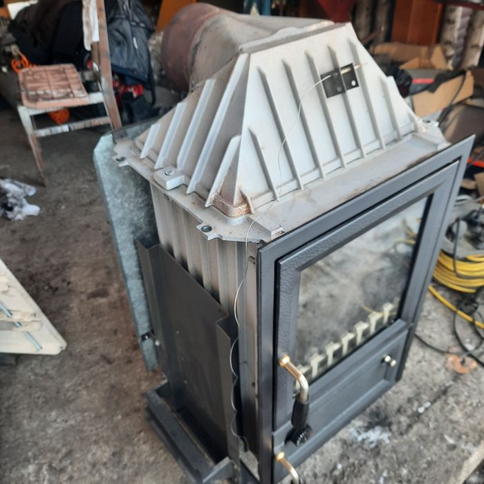 Soba tip semineu de 8KW Germania