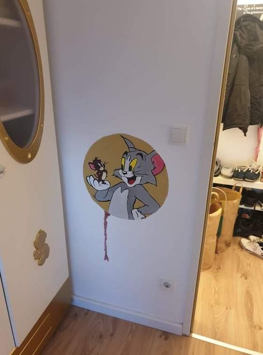 Рисуване върху стена