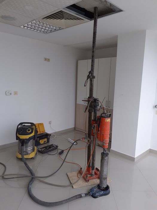 Gauri hota centrala ventilații prin carotare.