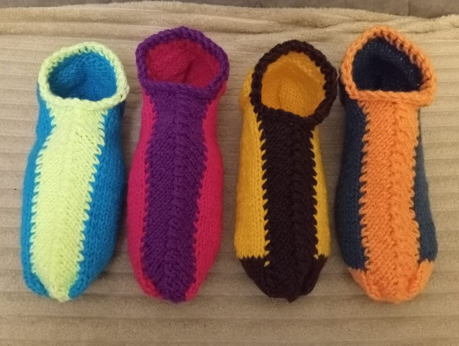 Продам тёплые вязанные носочки