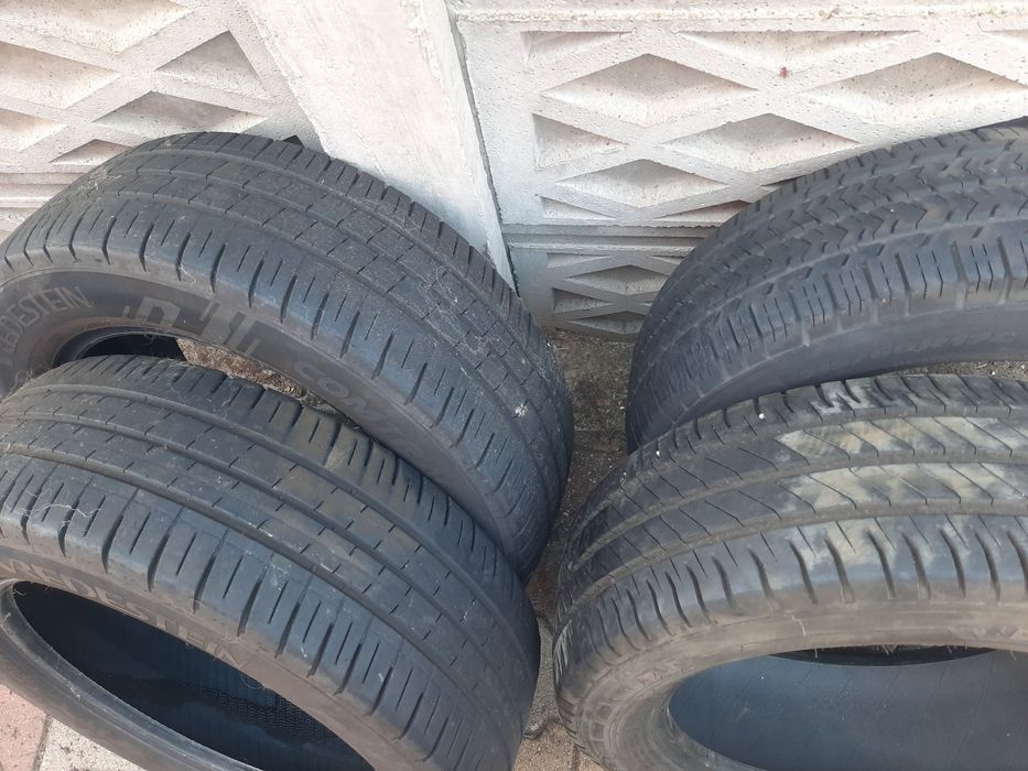 Anvelope R17C/215/60