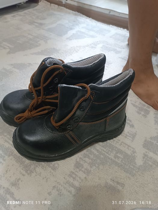 Продам спец одежду