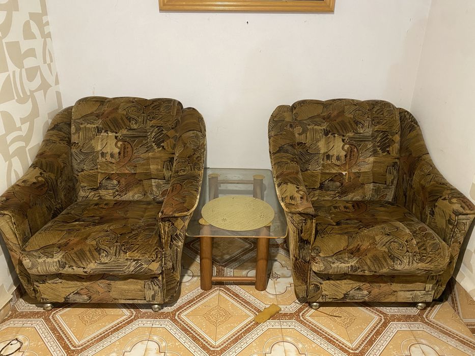 Canapea extensibilă 3 locuri + 2 fotolii fixe