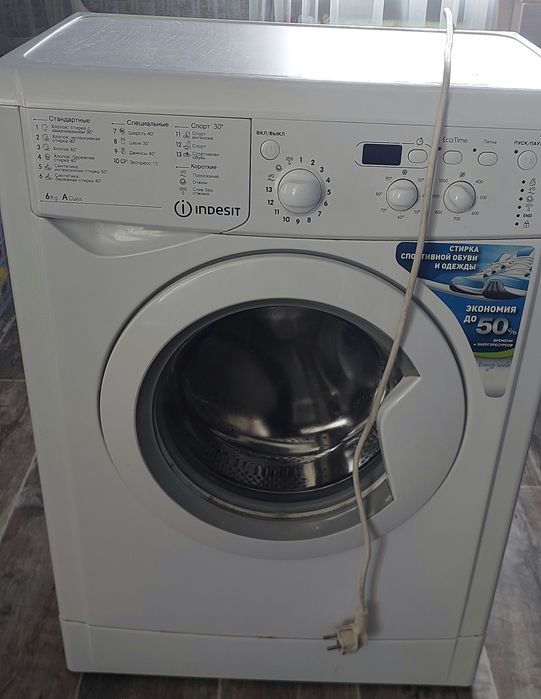 Стиральная машина INDESIT