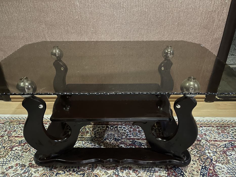 Продаётся Тумба из калёного стекла