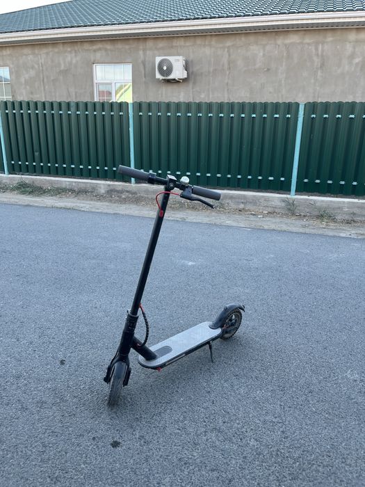 Продам электросамокат